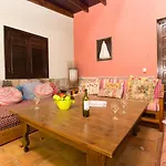 Amazing Canarian To Rent By Tenerife Ltd Вилла *